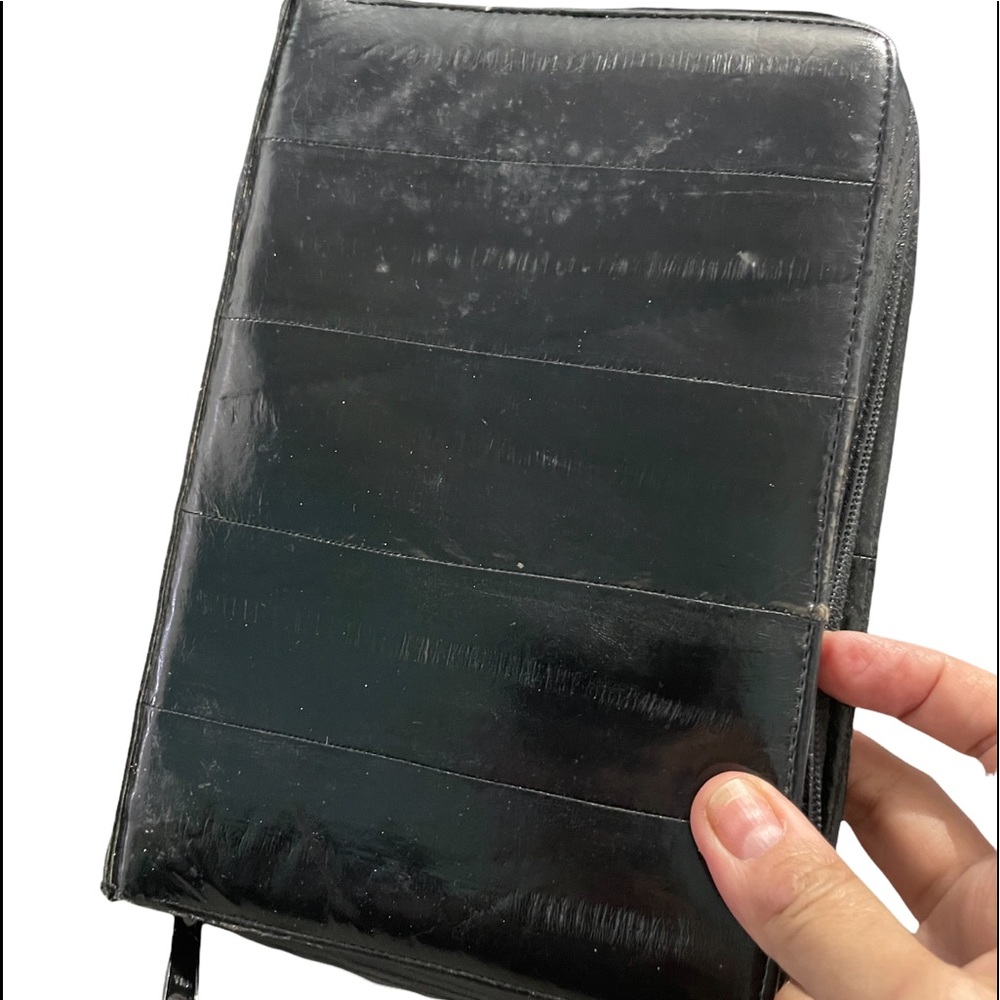Eel skin vintage planner portfolio